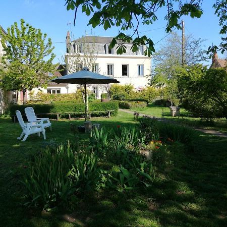 Une Maison A La Campagne Beaune-la-Rolande Luaran gambar